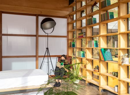 CUARTO EN EL AIRE / ROOM IN THE AIR